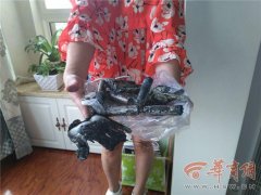 女子网购品牌充电宝刚10天 午休时自燃柜子被烧