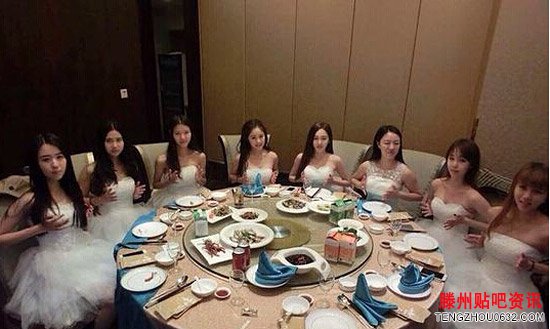 <b>妹子笑点足：拥抱与打屁股近在咫尺。</b>
