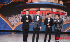 <b>王宝强北影节闭幕感谢恩师冯小刚：努力就有奇</b>