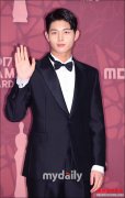 韩星李瑞元性骚扰女演员被立案还持凶器威胁对方