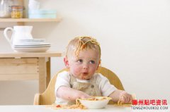 <b>孩子不好好吃饭这些不良喂养行为妈妈要注意</b>