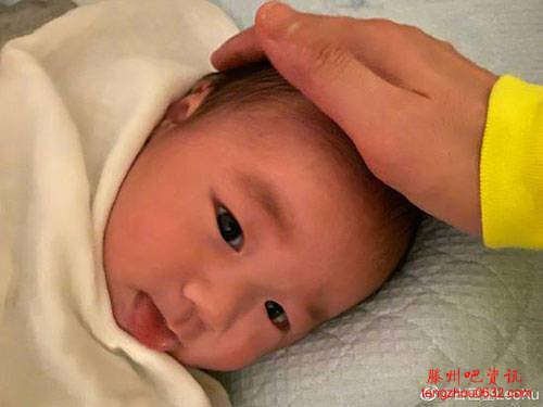 古巨基儿子正面照