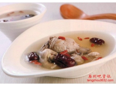枸杞莲子鸡汤怎么做好吃？
