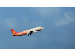 天津航空回应女子举报机长丈夫出轨是怎么回事