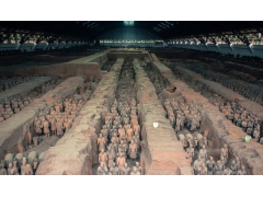 1997年考古专家在兵马俑中发现死尸