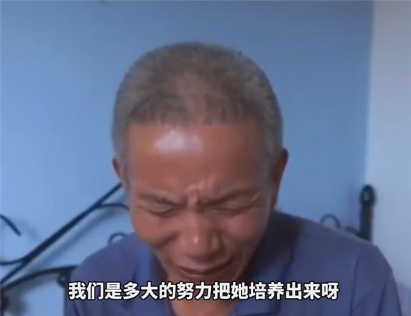 22岁女孩连续熬夜加班猝死：每天都到凌晨四五点